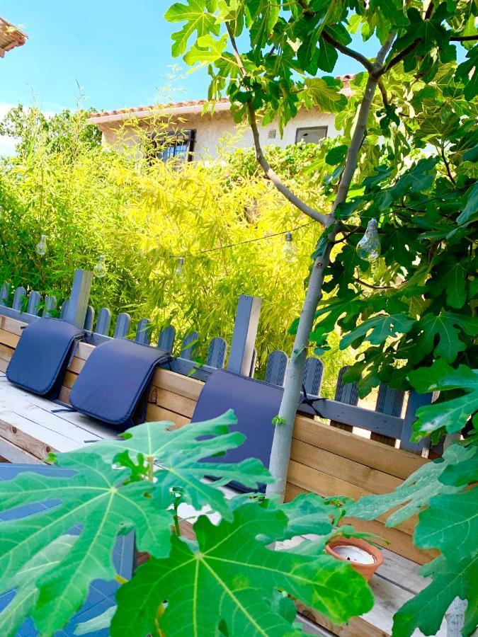 Haut de villa entre mer et campagne Hyères Extérieur photo